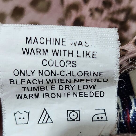 Donnkenny Blouse Size Small Front Buttons Floral Lightweight Short Sleeve - Picture 11 of 11